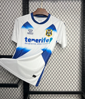 CD Tenerife Domicile 2024/2025